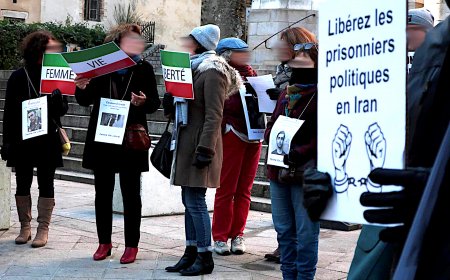 “On en a marre des gestes symboliques” : entretien avec Tara, franco-iranienne