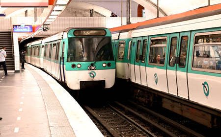 Harcèlement sexuel: le virus des transports en commun parisiens