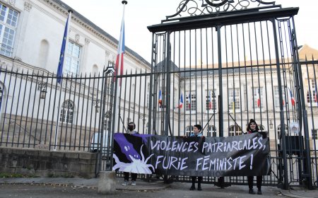 “Notre féminisme est révolutionnaire” :  F.U.R.I.E rassemble contre les violences sexistes et sexuelles